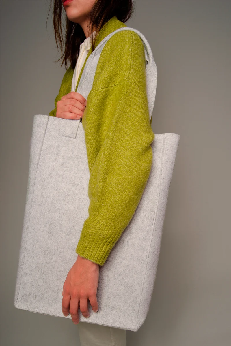 BOLSO TOTE GRIS VEGANO
