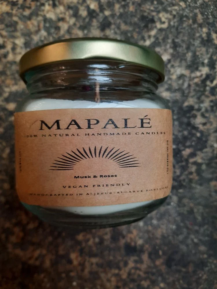 VELA MUSGO Y ROSAS. MAPALÉ