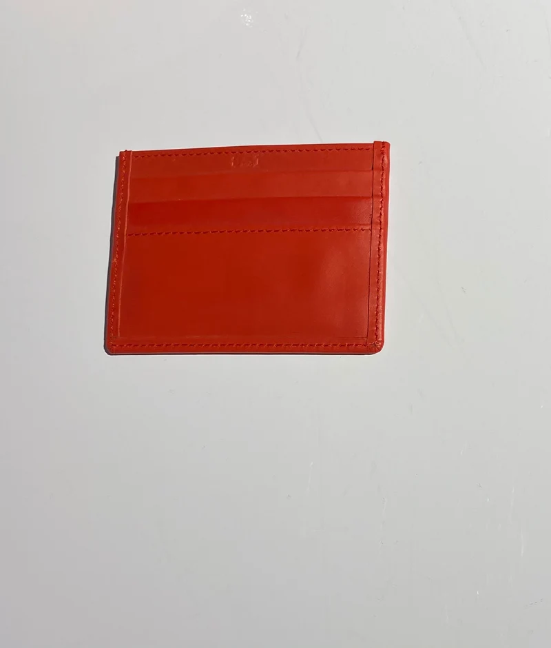 TARJETERO PIEL ROJO LISO