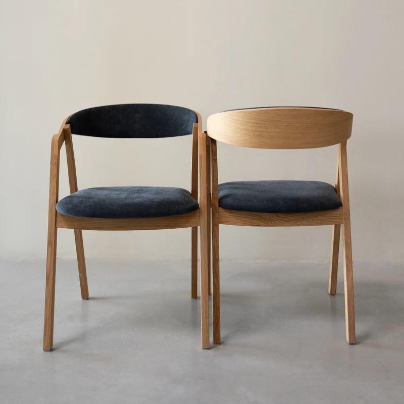 Set of 2 or 4 Knut Solid Oak Dining Chairs, Beige/Anthracite Gray Upholstery | NordicStory