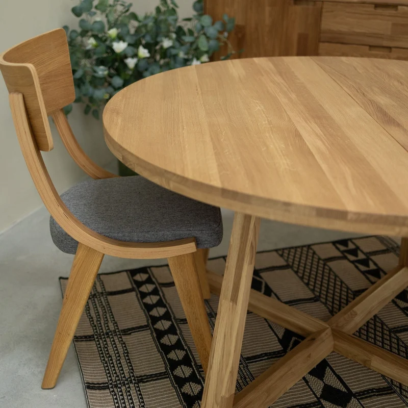 Set of 2 or 4 Lucas Solid Oak Dining Chairs, Upholstered in Gray or Beige | NordicStory