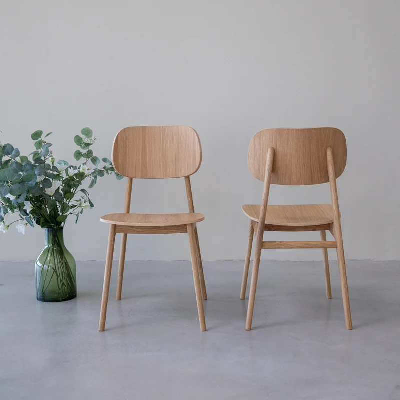 Pack of 2 or 4 Varde Dining Chairs, Solid Oak Wood Frame | NordicStory