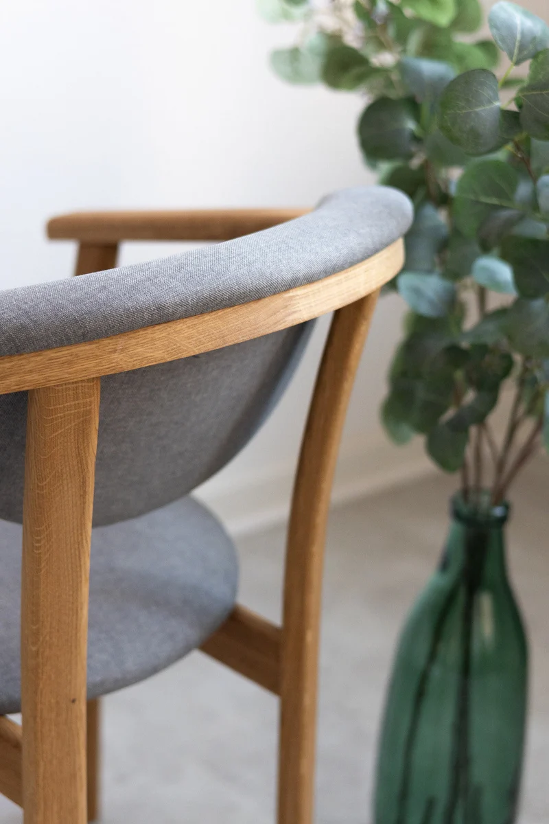 Pack of 2 or 4 Alexis Dining Chairs, Solid Oak Wood Frame, Nordic Gray Upholstery | NordicStory
