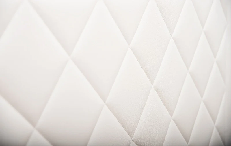 Monaco. Cabecero de Cama en Polipiel. 117 cm de alto (para 135 o 150)