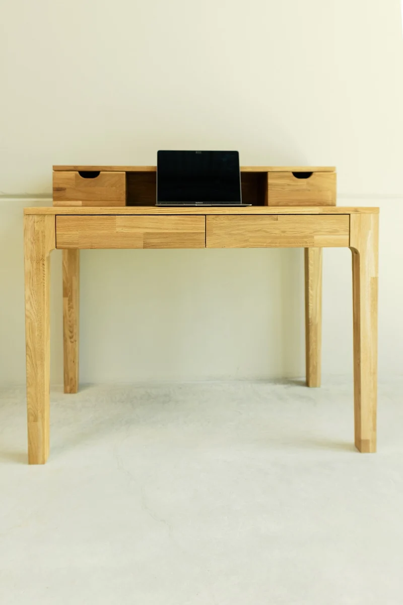 Axel II solid oak desk | NordicStory