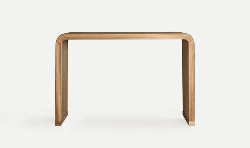 Skagen console