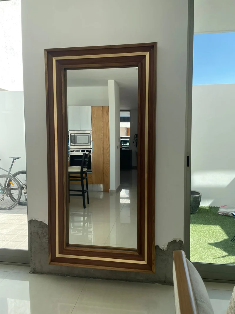 Espejo Decorativo Líneas Parota oro