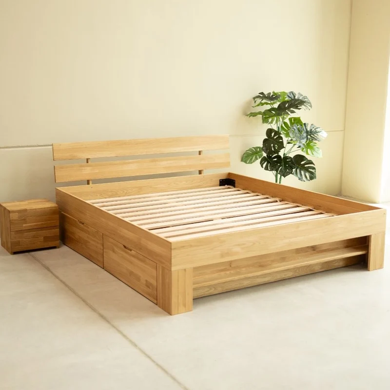 Cama con almacenaje de madera maciza roble UPPSALA | NordicStory