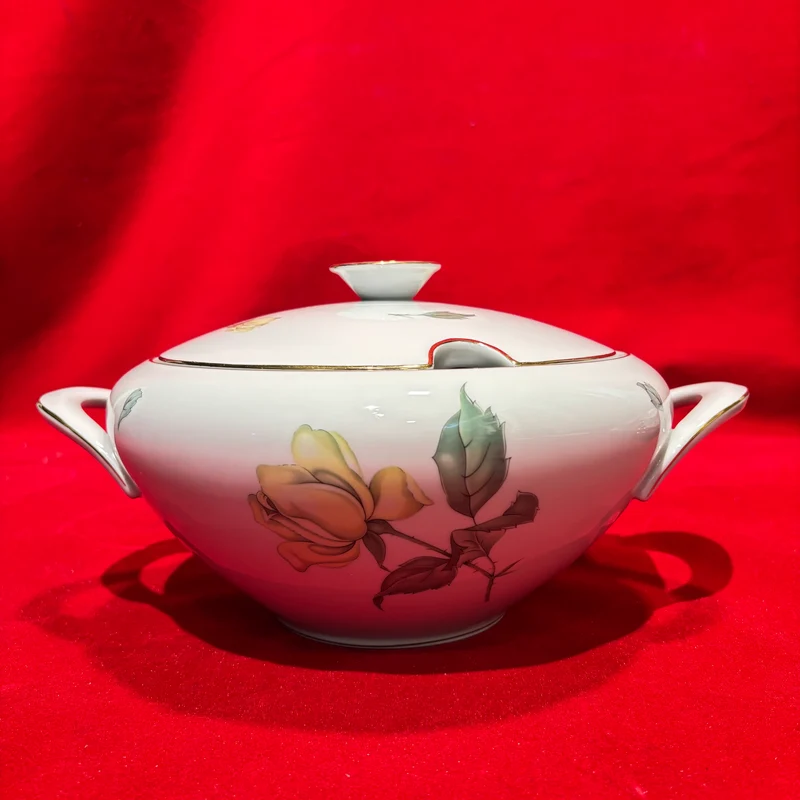 Juego de porcelana para 10 personas con borde dorado Krister Germany KPM ´Flores amarillas`