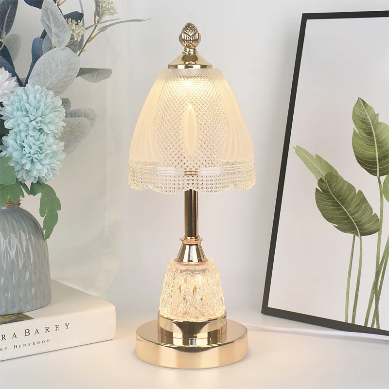 Traditional European Bell Shape Petal Edge Iron Glass LED Table Lamp For Bedroom