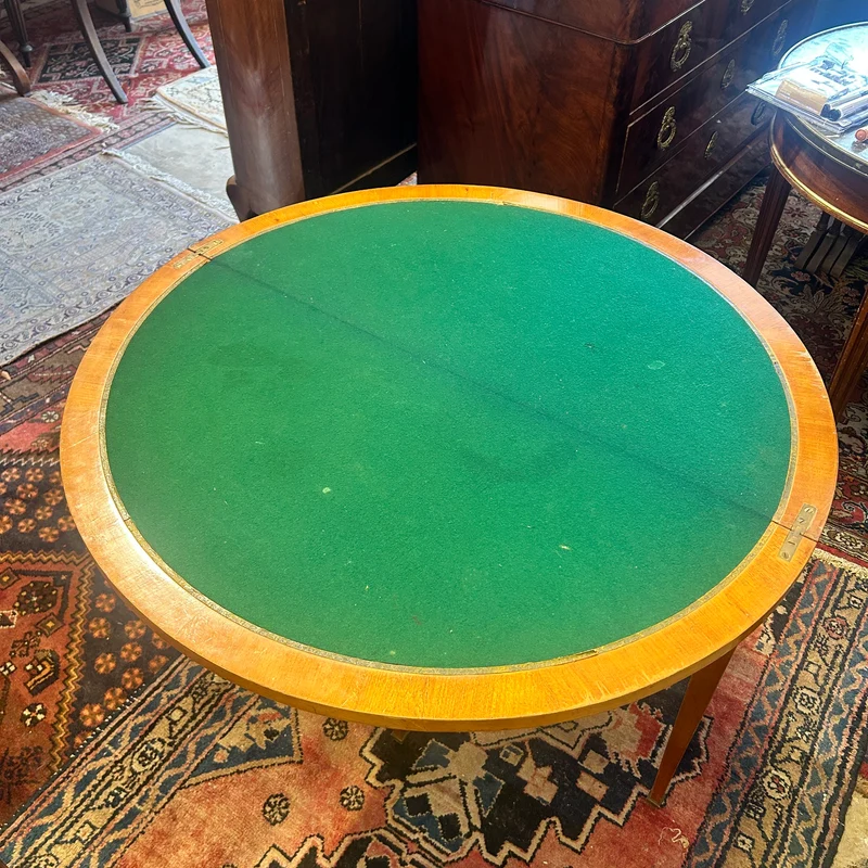 Mesa arrimo de juego medio punto francesa en citronnier