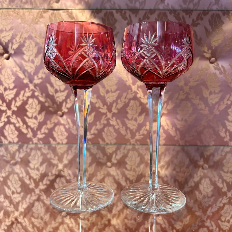 Juego de seis copas alemanas de cristal cortado color rubí s.XX