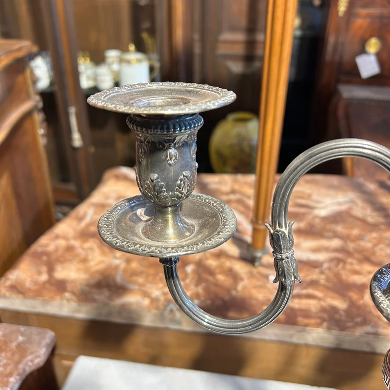 Par de Candelabros franceses de una y tres luces en plaqué estilo Restauración mitad s.XX