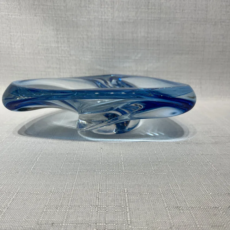Vide-poche francés de cristal diseño espiral azul belga años 70