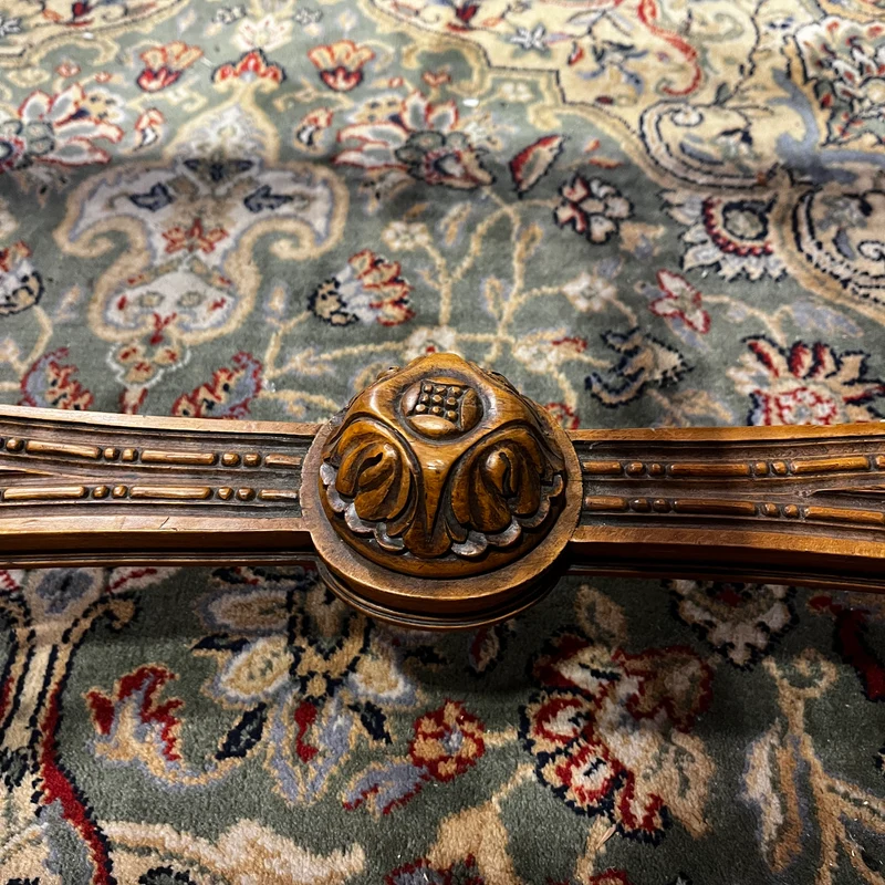 Banqueta de piano en madera natural con rejilla, estilo Luis XVI