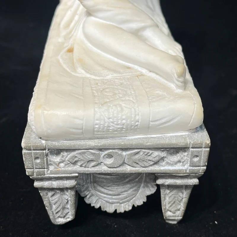 Estatuilla de Pauline Bonaparte como Venus Victrix inspirada en el escultor Antonio Canova