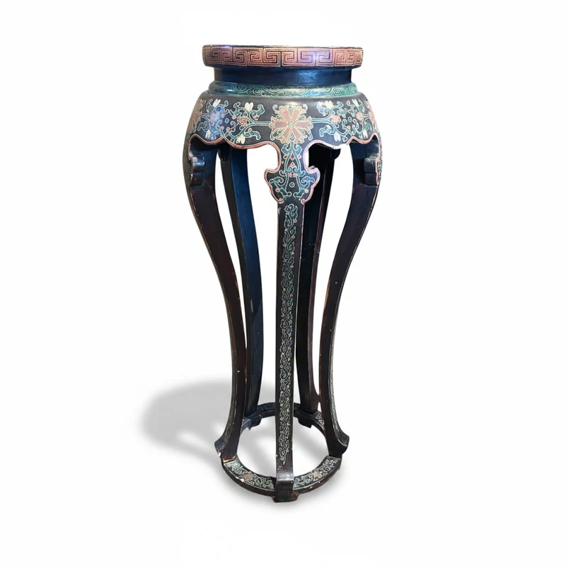 Peana china de madera lacada tallada y decoración floral en nácar s.XX