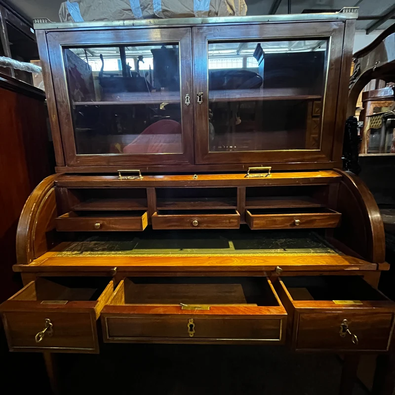 Bureau vitrina francesa en caoba con tapa cilíndrica estilo Luis XVI