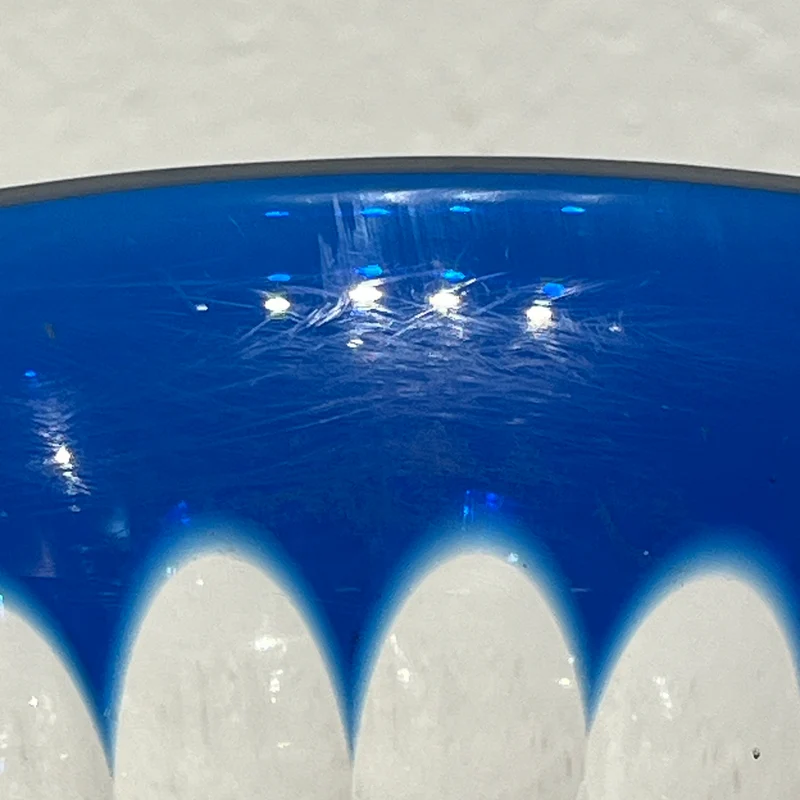 Florero de cristal belga Art Deco tallado azul cobalto Val Saint Lambert forma trompeta
