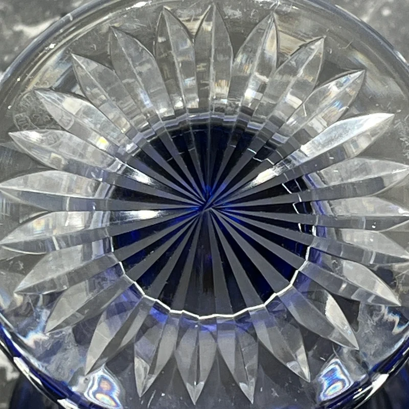 Florero de cristal belga Art Deco tallado azul cobalto Val Saint Lambert forma trompeta