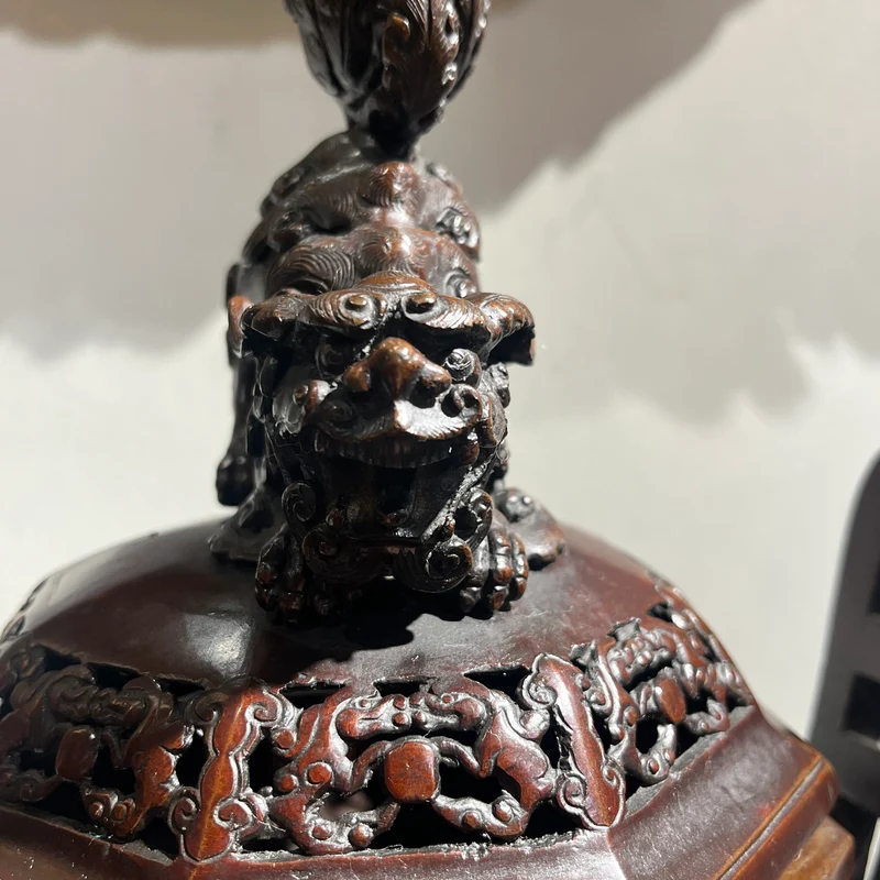 Quemador de incienso en bronce patinado con perro de Fo periodo Meiji Japón s.XIX