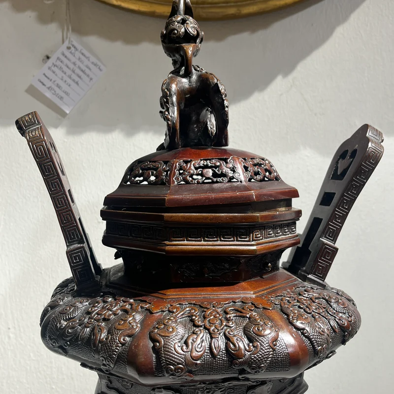 Quemador de incienso en bronce patinado con perro de Fo periodo Meiji Japón s.XIX