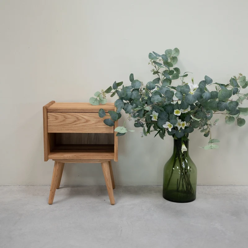 Mesa de noche de madera maciza roble MALMO | NordicStory