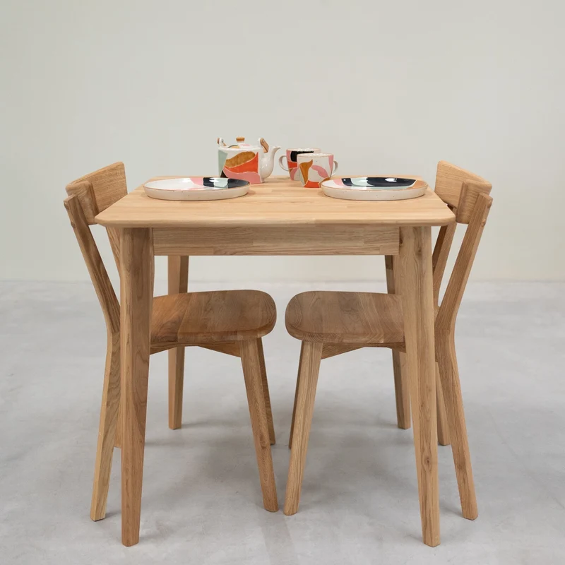 Pack de 2 o 4 sillas de comedor en madera maciza de roble VICTORIA | NordicStory