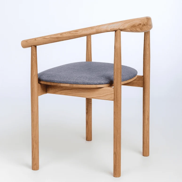 Pack de 2 o 4 Sillas de Madera Maciza de Roble Tapizadas Lea | NordicStory