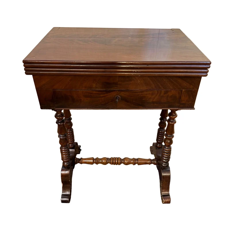 Mesa de juego plegable en caoba y raiz estilo Louis Philippe