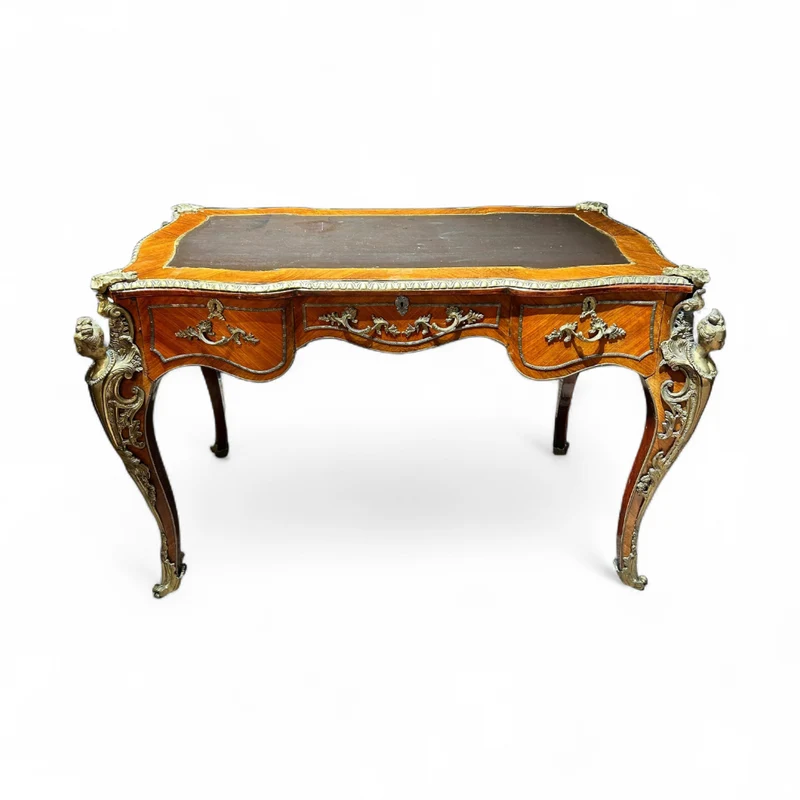 Escritorio Bureau-plat Francés estilo Luis XV bronces con cariatides