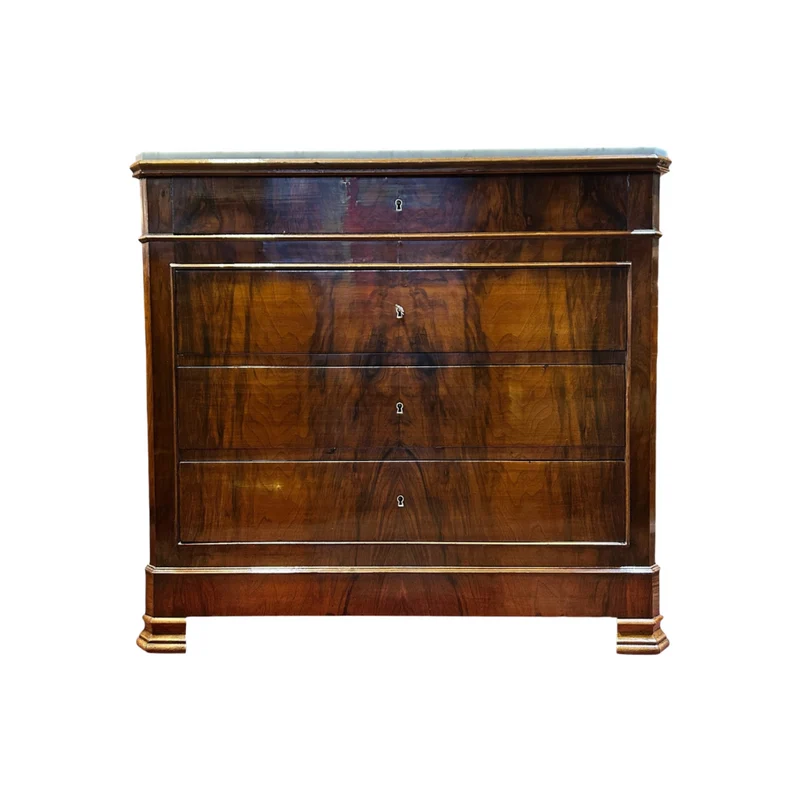 Cómoda francesa en madera de nogal con cubierta de mármol estilo Louis Philippe circa 1930