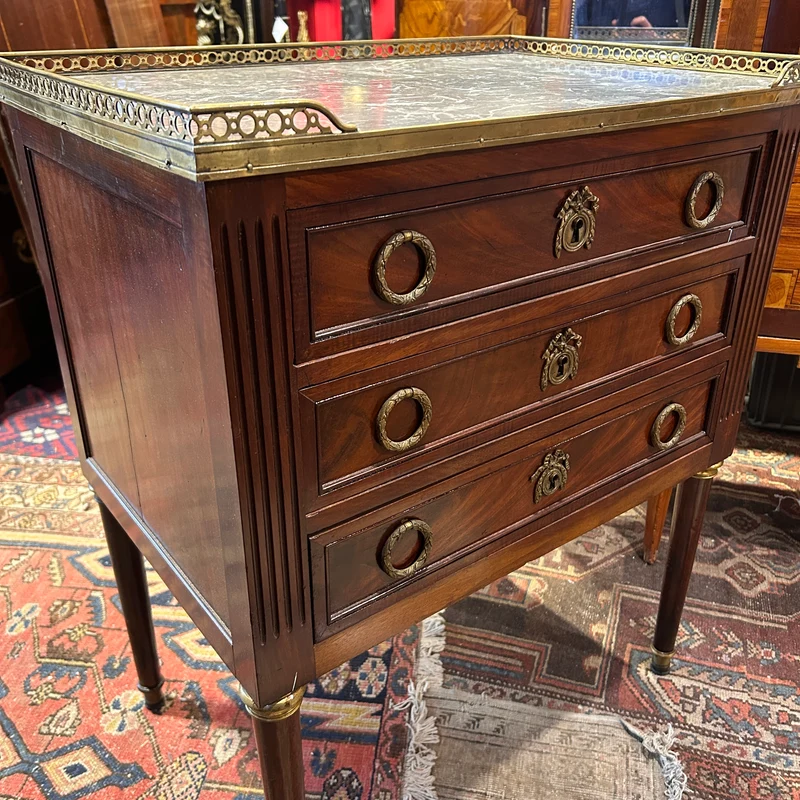Small Louis XVI style mahogany chest of drawers, early 19th century