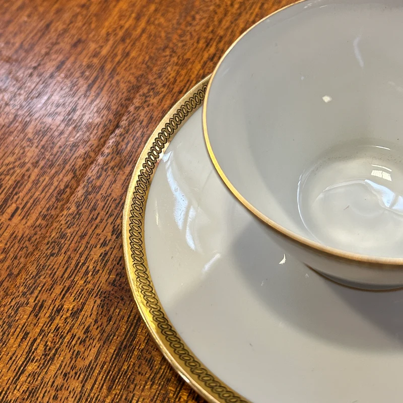 Juego de té porcelana francesa Limoges Haviland borde dorado