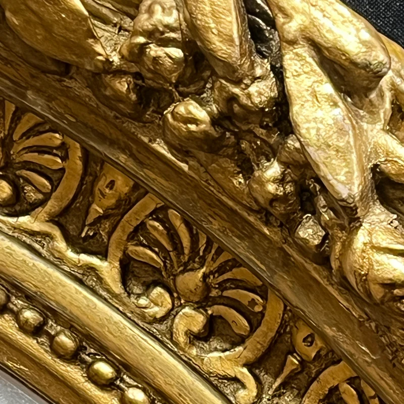 Espejo francés estilo Luis XVI con marco de madera yeso moldurado y pátina dorada fines s.XIX