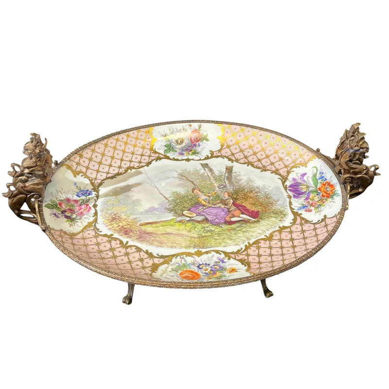 Centro de mesa Alemán de porcelana y bronce Bavaria principio s.XX