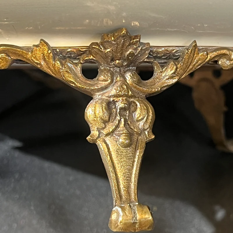 Centro de mesa Alemán de porcelana y bronce Bavaria principio s.XX