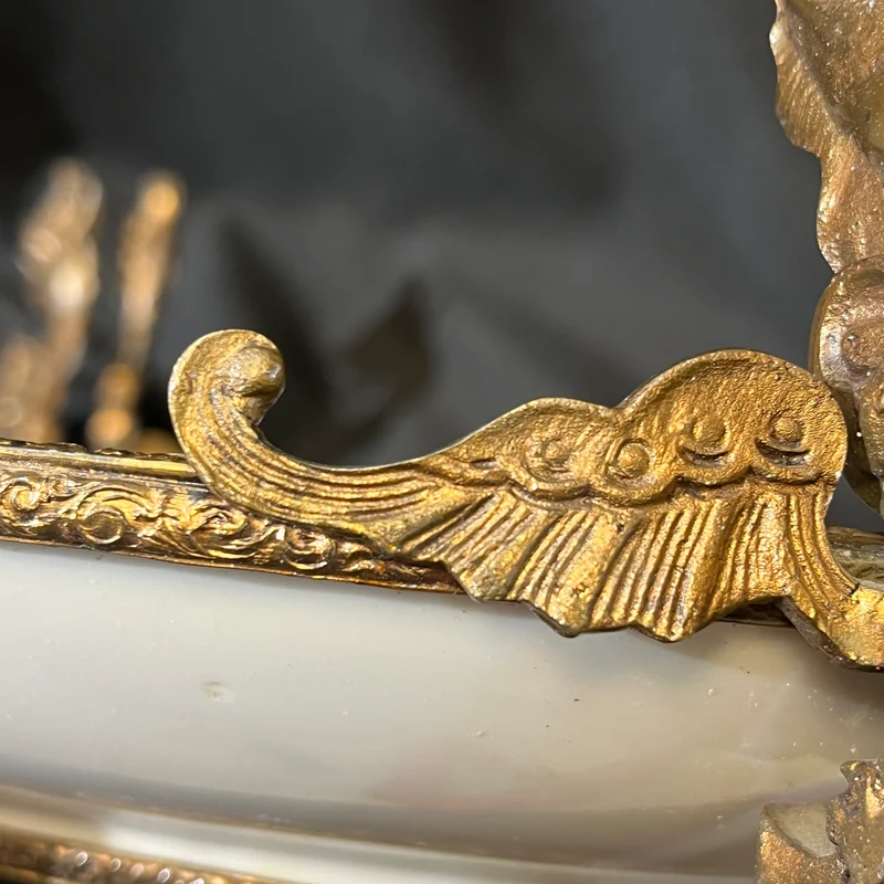 Centro de mesa Alemán de porcelana y bronce Bavaria principio s.XX