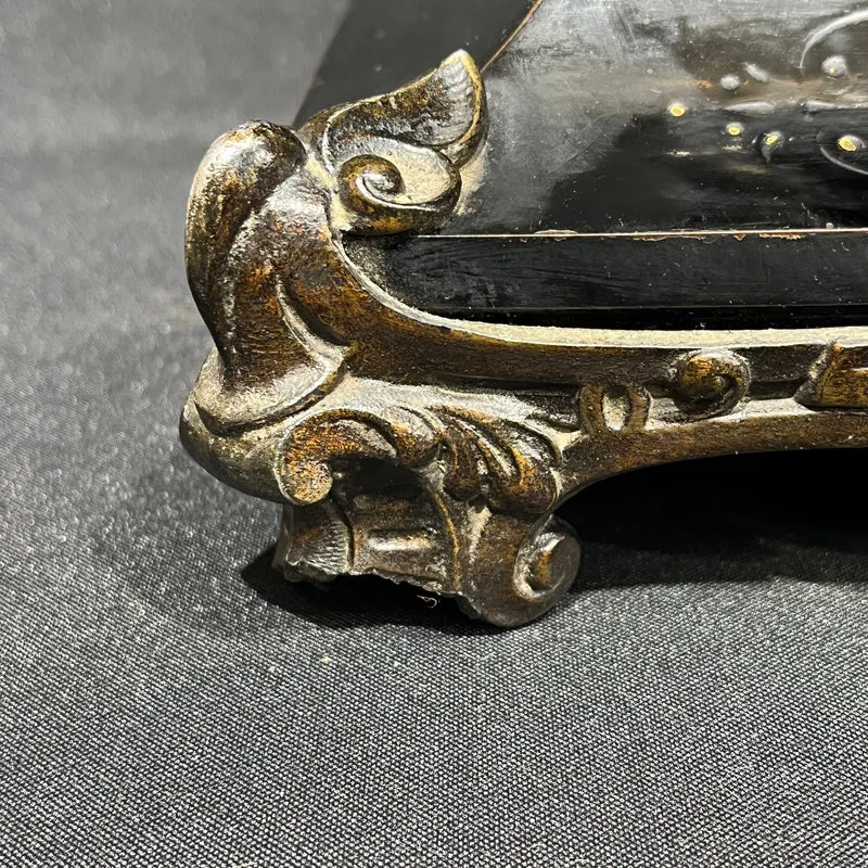 Reloj de mesa decorativo en peltre y bronce estilo Imperio fábrica Ansonia New York 1881