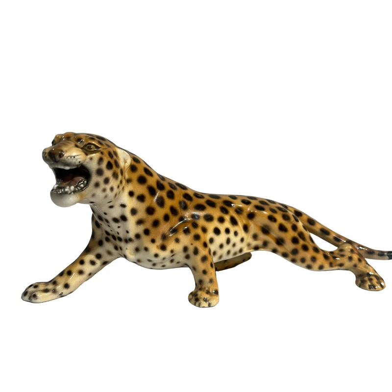 Atribuido a Giovanni Rozan escultura de ceramica 'Leopardo'