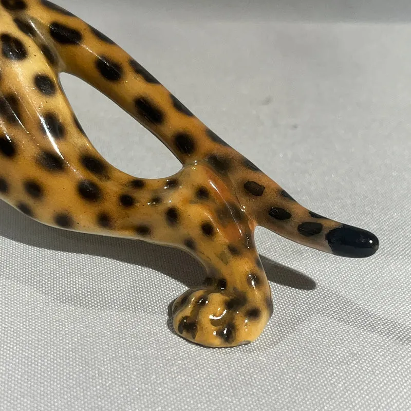 Atribuido a Giovanni Rozan escultura de ceramica 'Leopardo'
