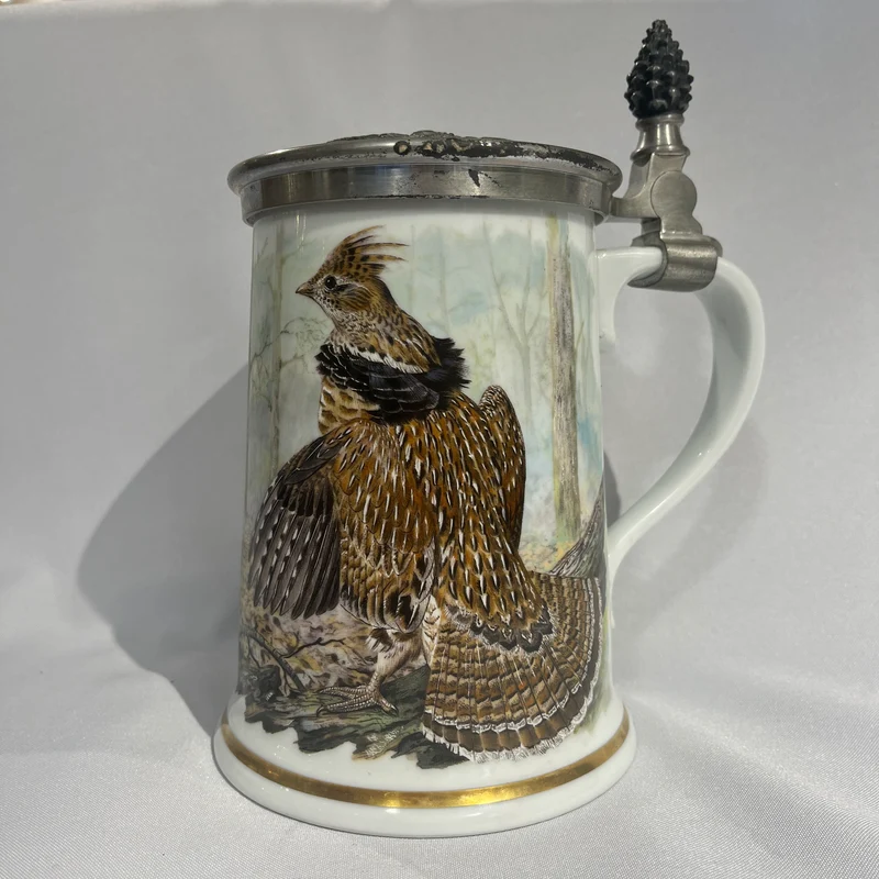 Shopero de porcelana tapa de peltre Haviland ed. limitada 1982 con borde de oro