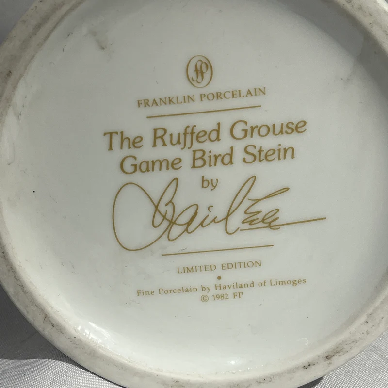 Shopero de porcelana tapa de peltre Haviland ed. limitada 1982 con borde de oro