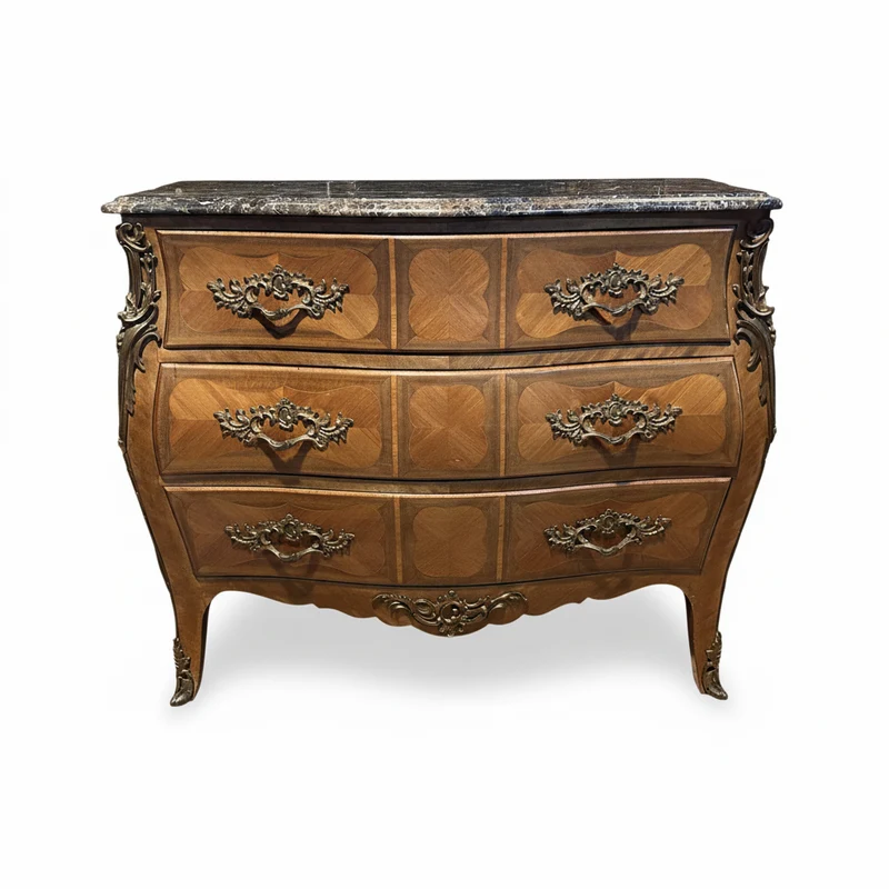 French Louis XV style bombé chest of drawers in rosewood