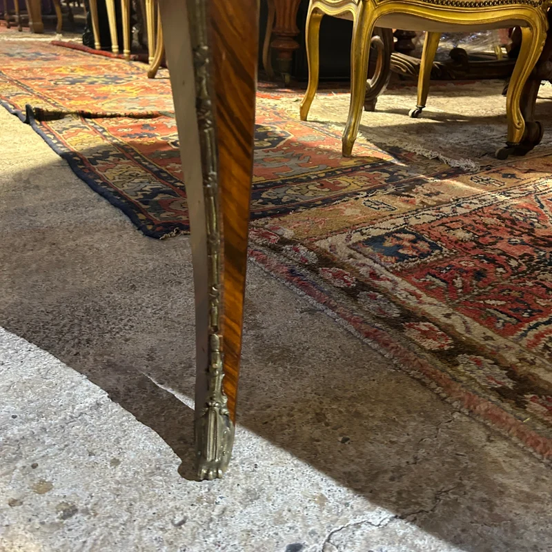 French Louis XV desk, fine marquetry, bombé-contra-bombé, early 20th century