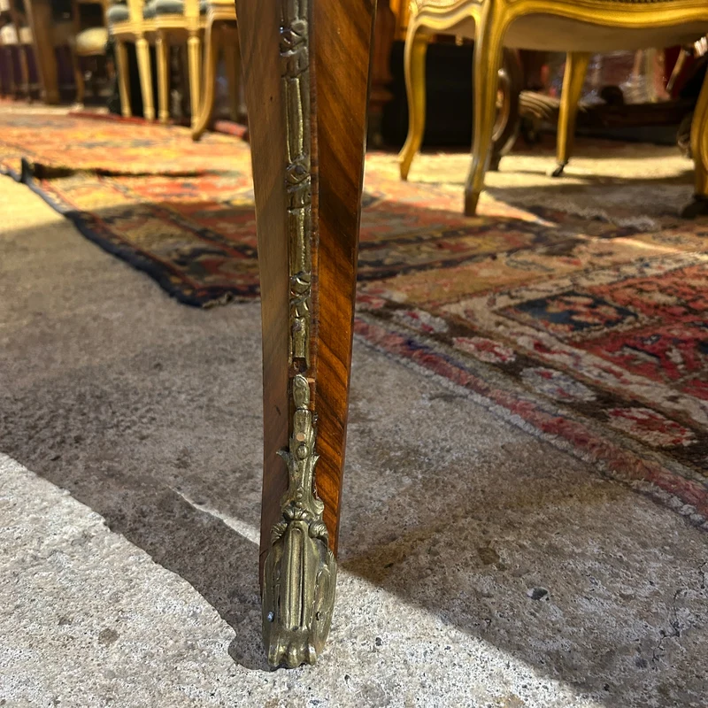 French Louis XV desk, fine marquetry, bombé-contra-bombé, early 20th century