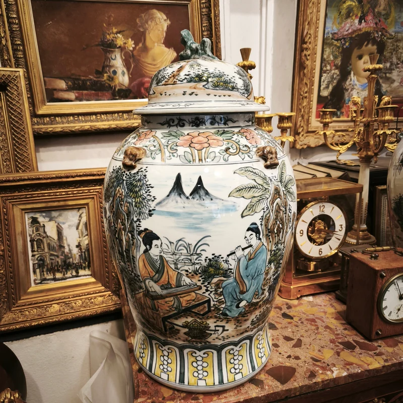 Chinese porcelain potiches famille vert 'Musical scenes' 20th century