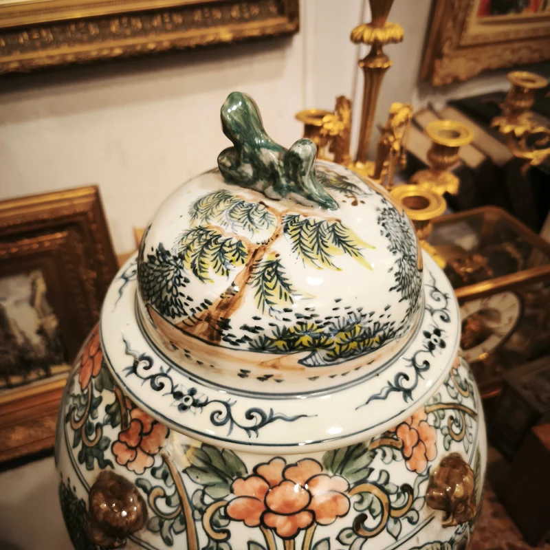 Chinese porcelain potiches famille vert 'Musical scenes' 20th century