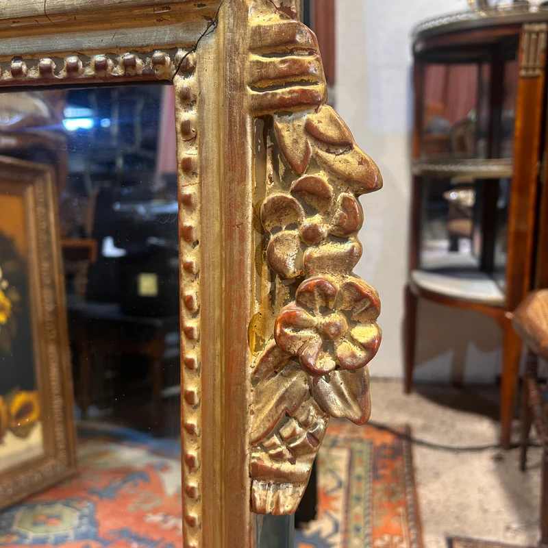 Espejo dorado francés Luis XVI tallado pichones y guirnaldas s.XIX