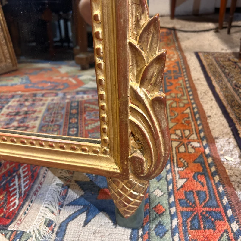 Espejo dorado francés Luis XVI tallado pichones y guirnaldas s.XIX
